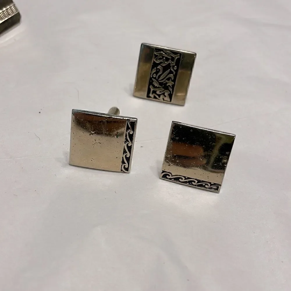 Mismatched Cufflinks !